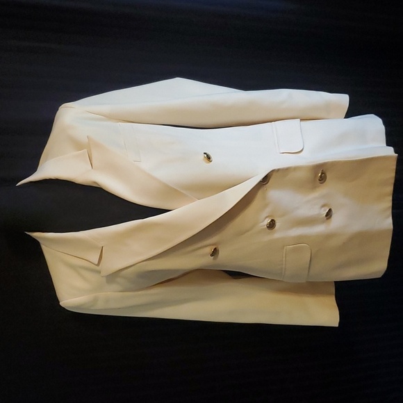 kgr Jackets & Blazers - KGR Vintage Cream Double Breasted Wool Blazer Size 6